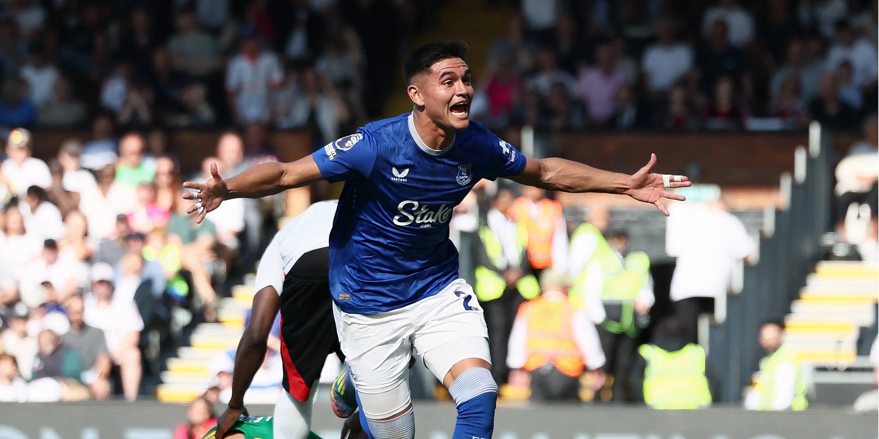 Carlos Alcaraz thi đấu ấn tượng cho Everton trong trận gặp Fulham tại Premier League