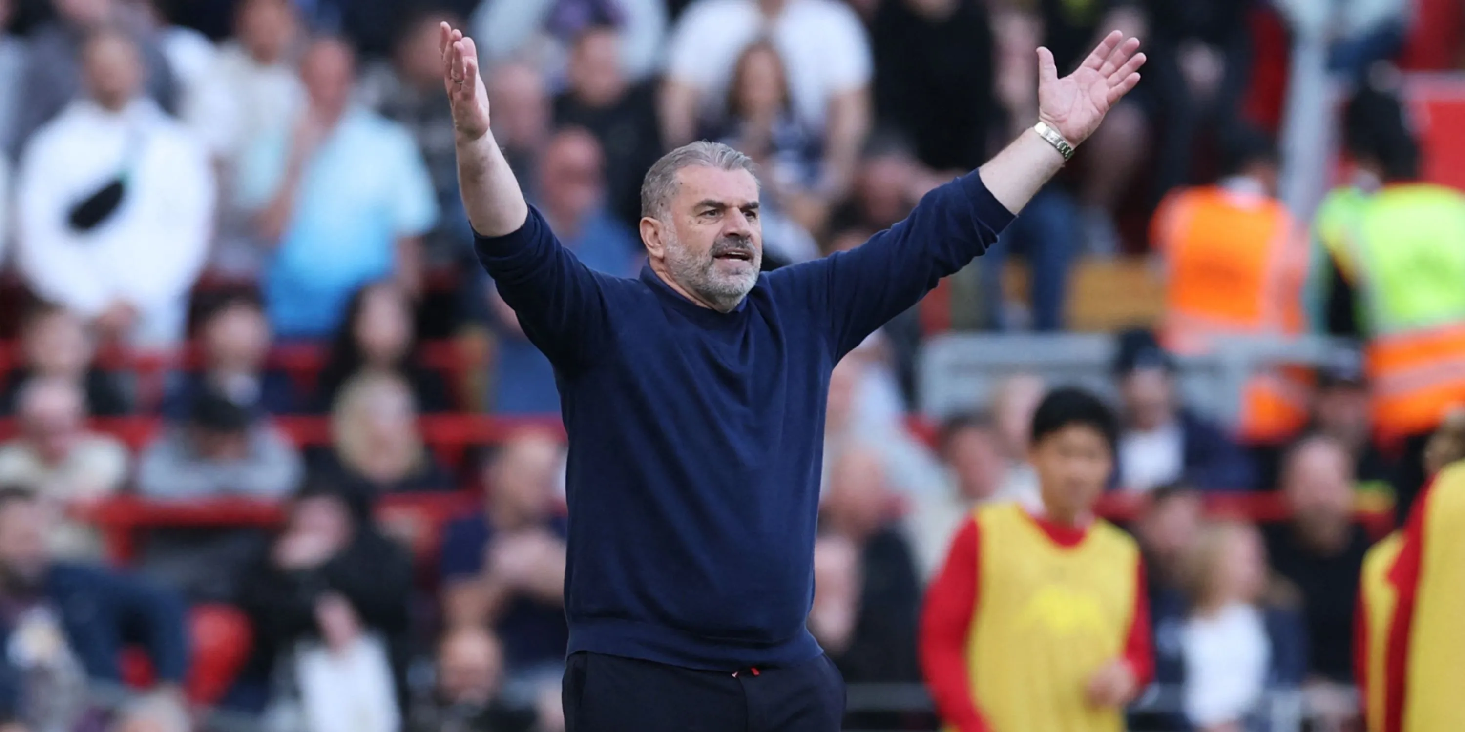 HLV Ange Postecoglou của Tottenham trong trận đấu tại Premier League mùa giải khó khăn.