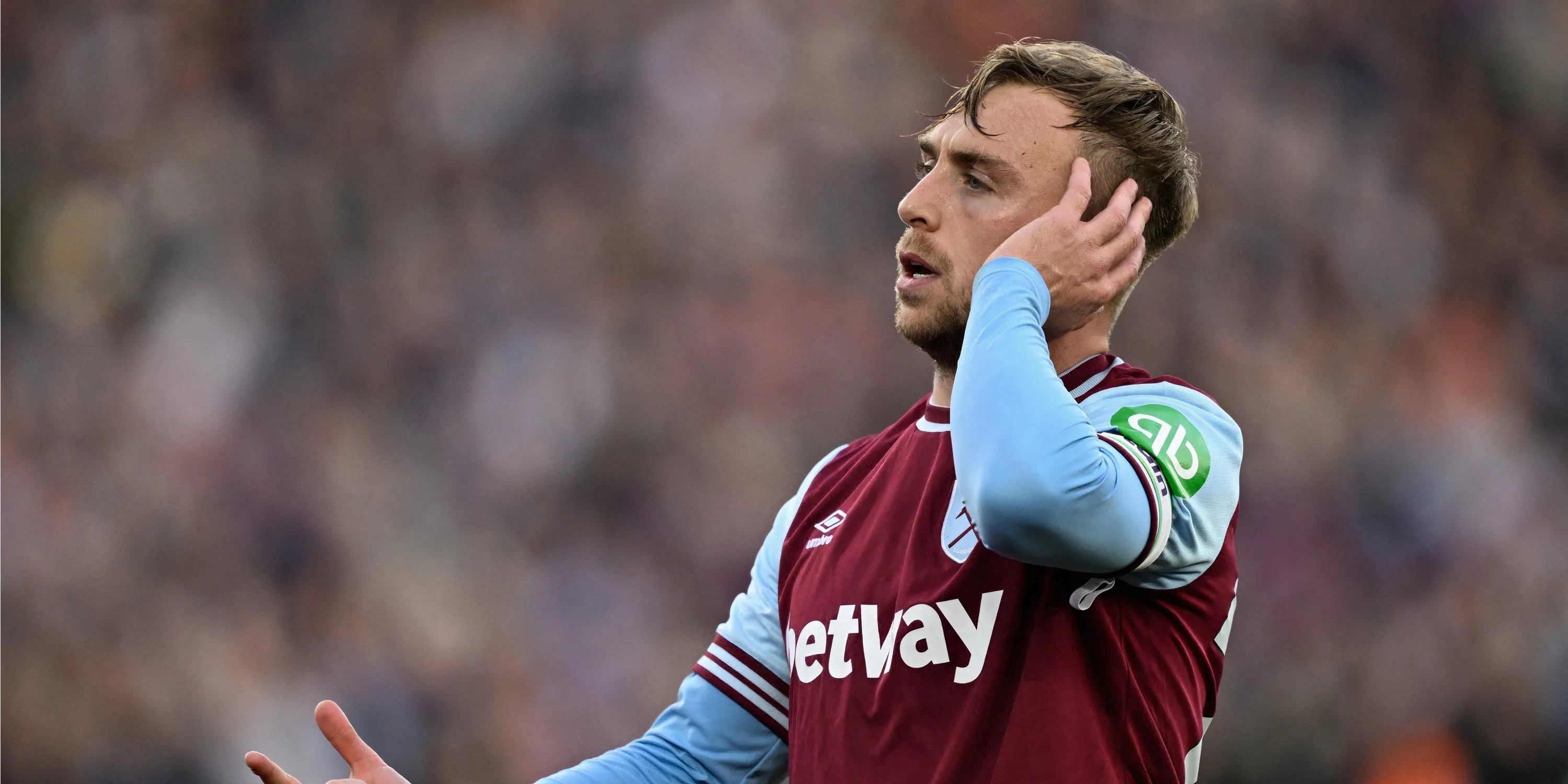 Jarrod Bowen ghi bàn cho West Ham United.