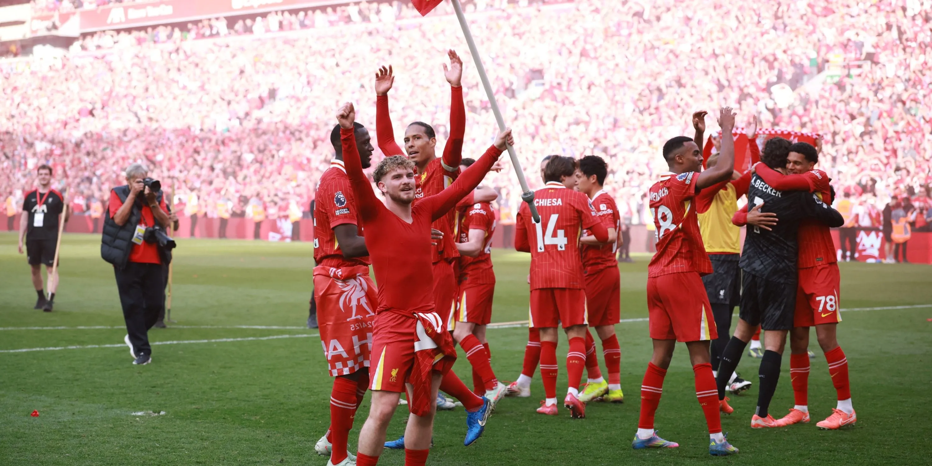 Tiền vệ Harvey Elliott của Liverpool