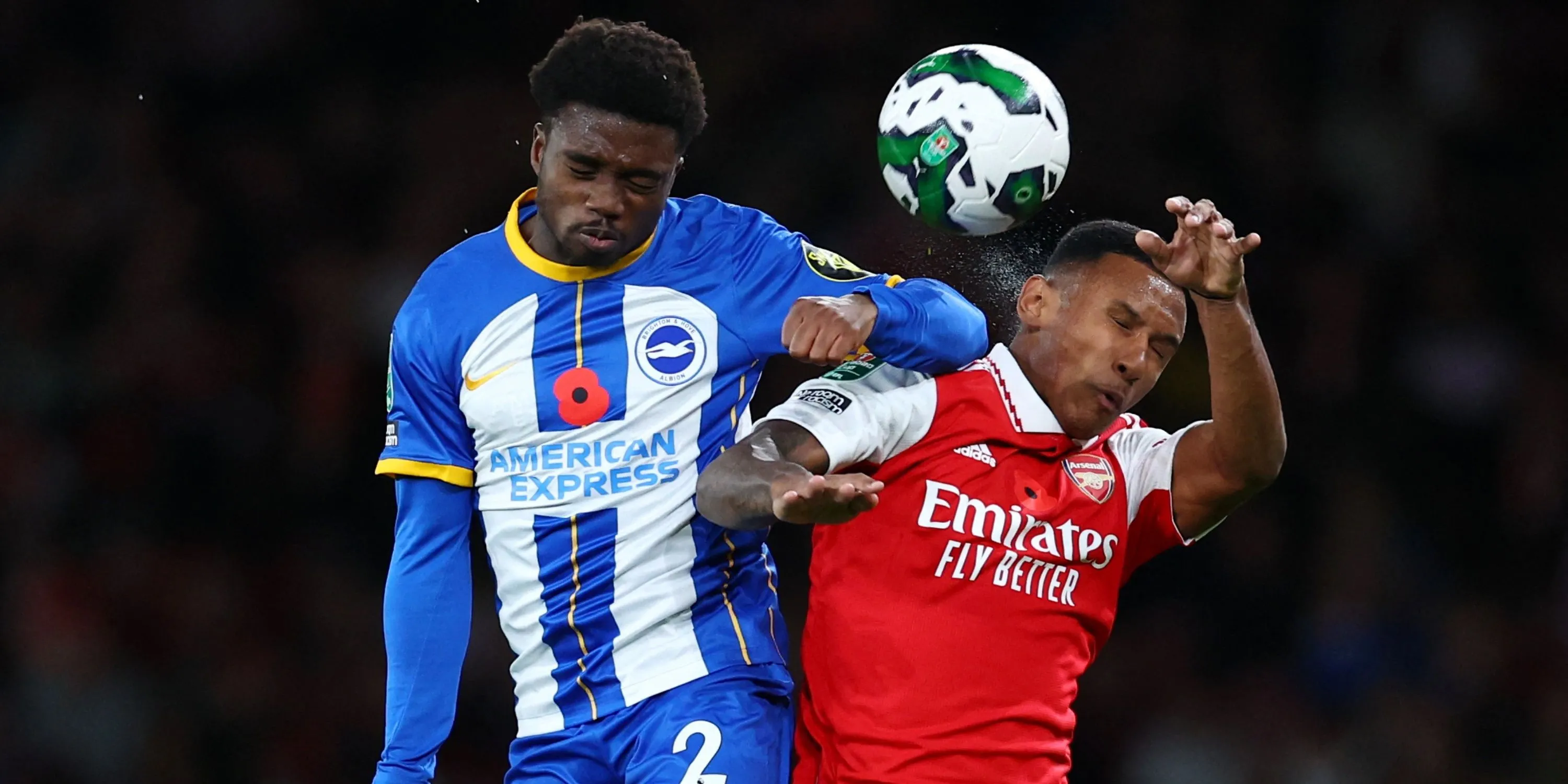 Marquinhos trong màu áo Arsenal thi đấu tại Ngoại hạng Anh