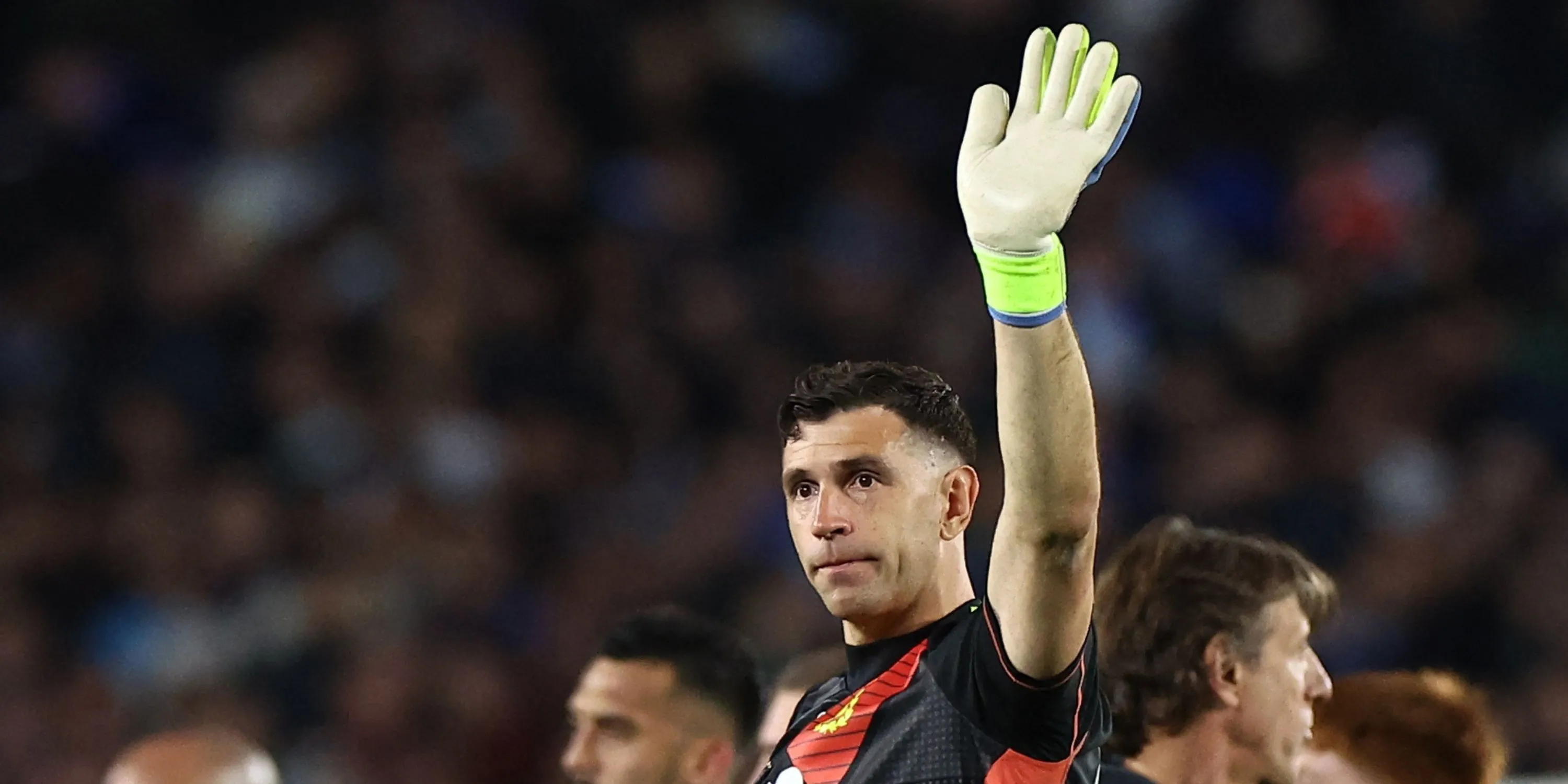 Thủ thành Emiliano Martinez của Aston Villa.