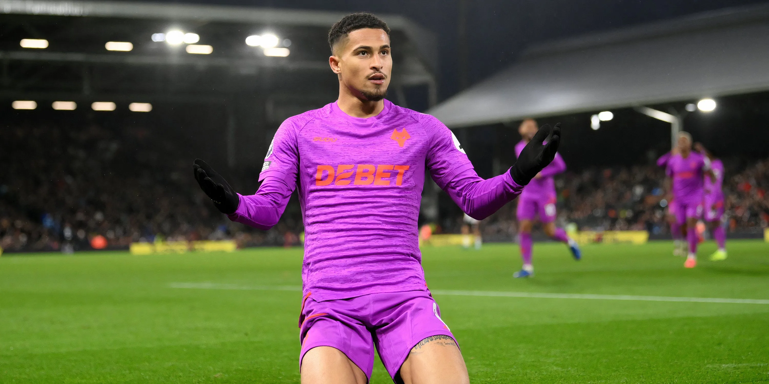 Tiền vệ Joao Gomes của Wolves