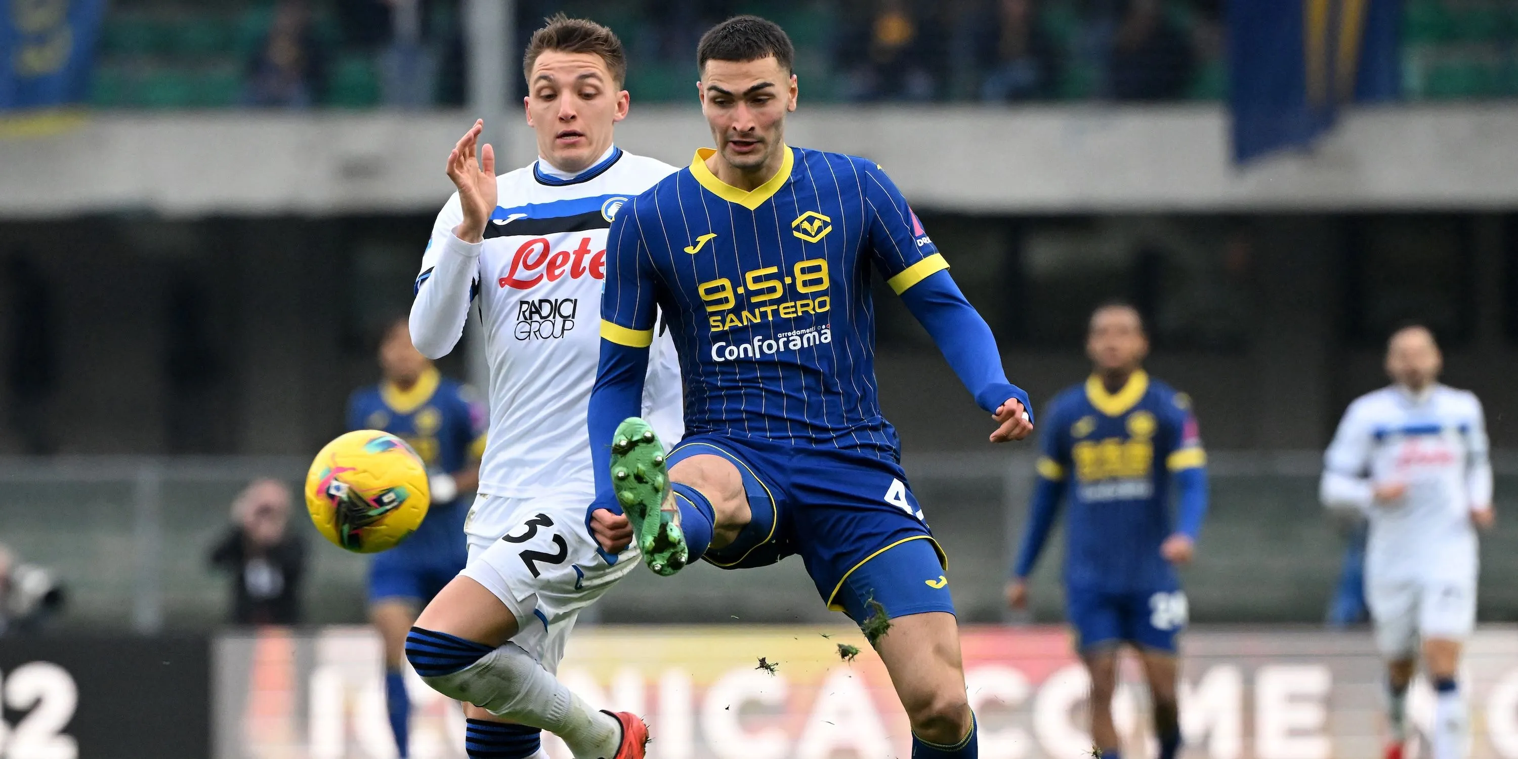 Trung vệ Diego Coppola của Hellas Verona, mục tiêu của Aston Villa