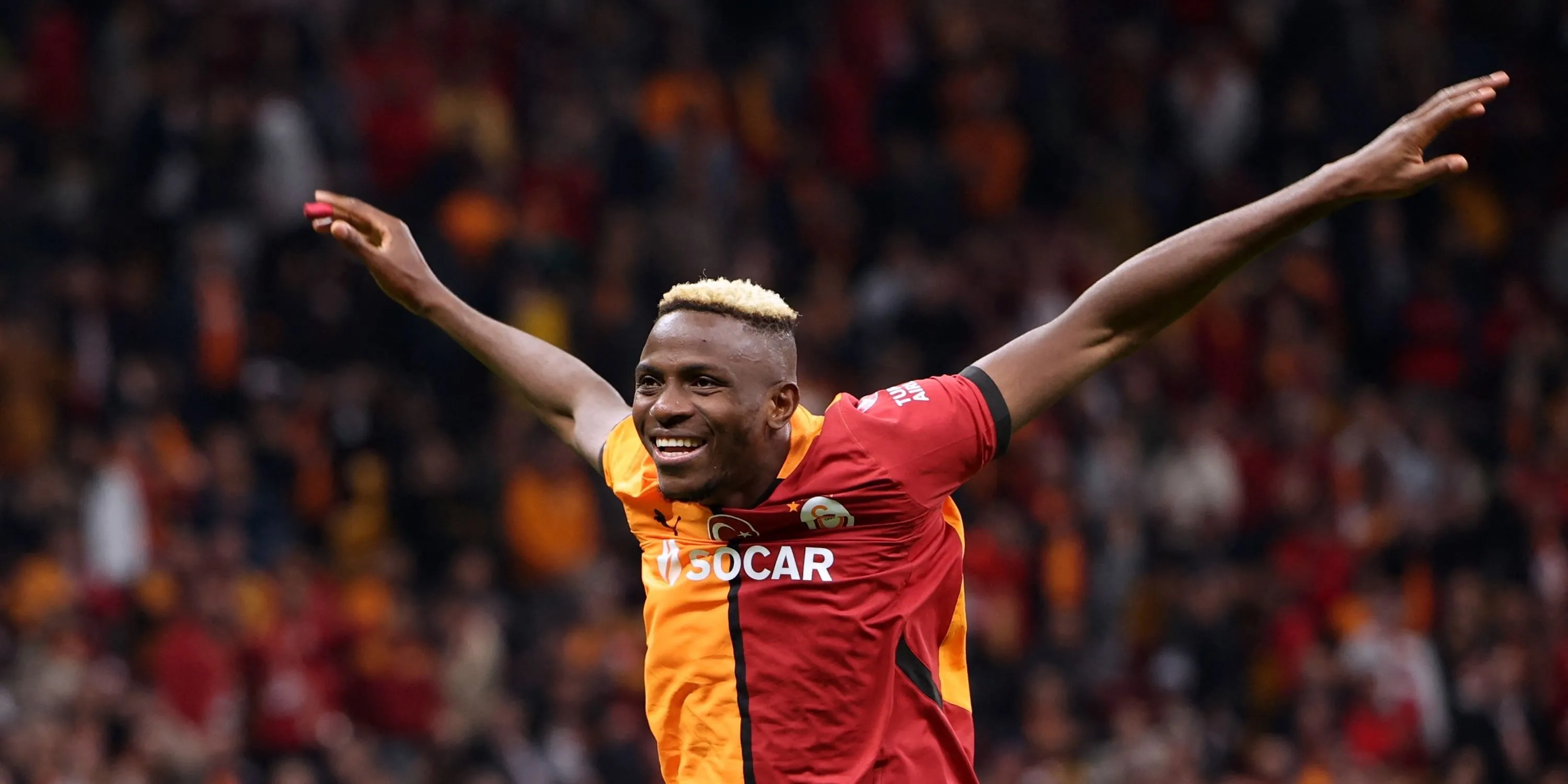 Victor Osimhen ăn mừng bàn thắng trong màu áo Galatasaray.