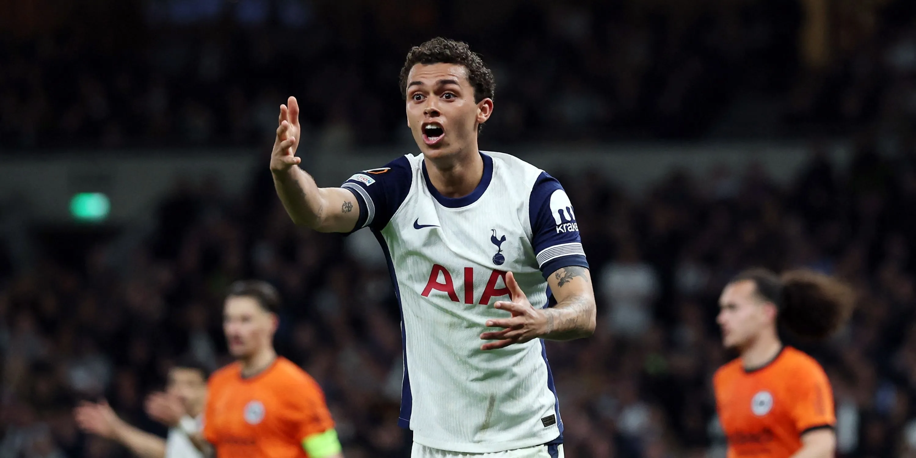 Cầu thủ Brennan Johnson của Tottenham