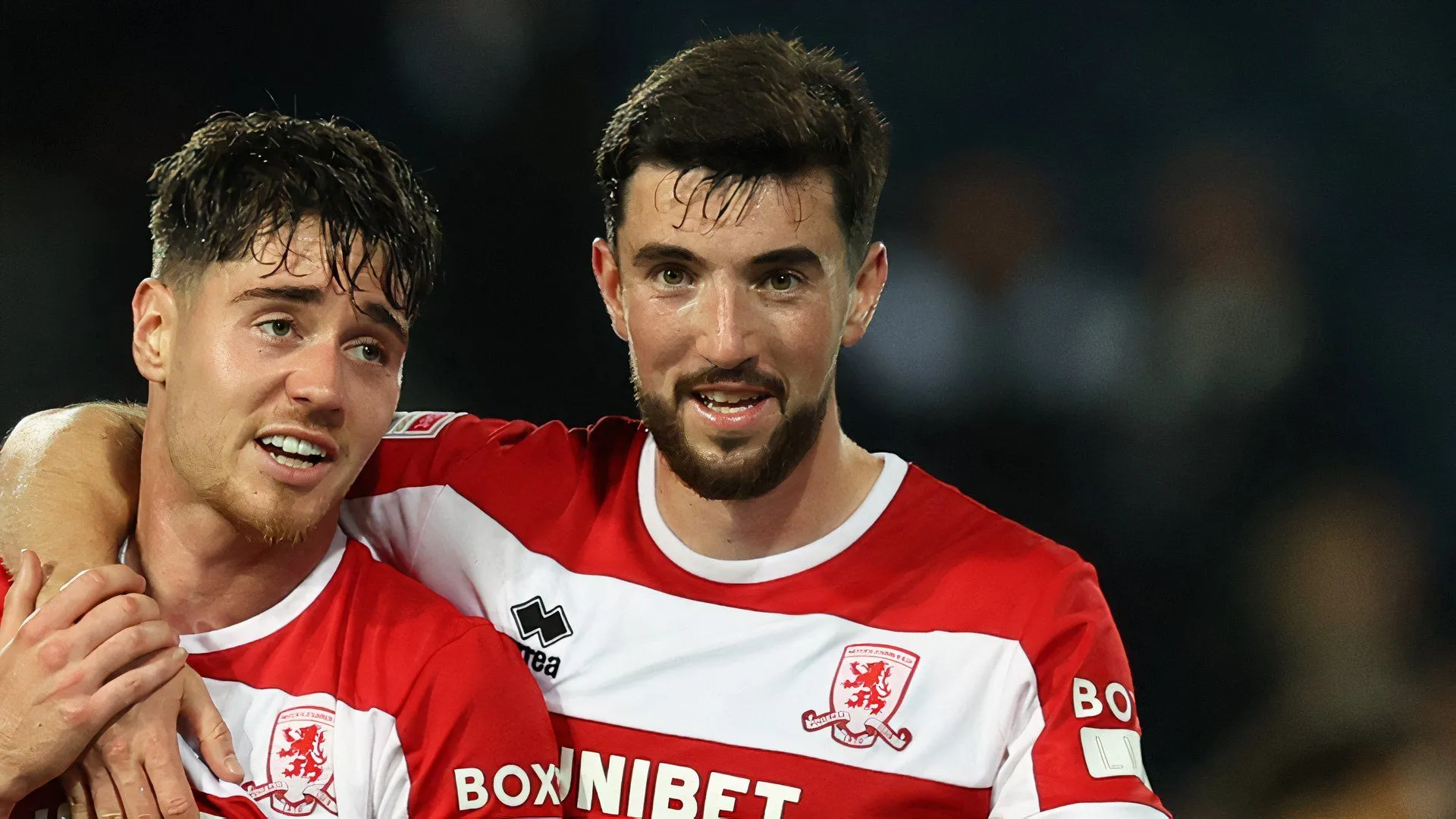 Cầu thủ Middlesbrough thi đấu tại sân Riverside