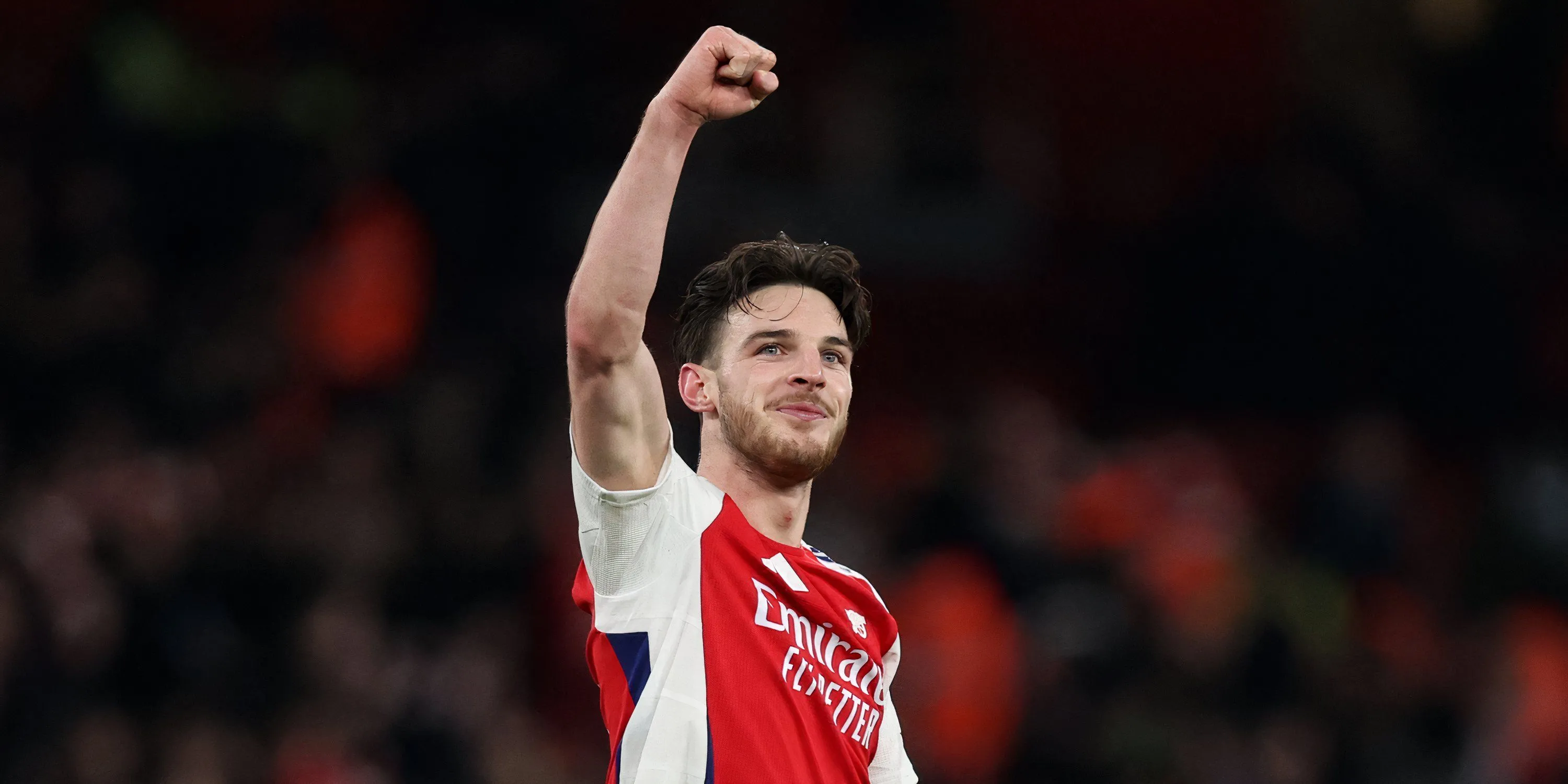 Declan Rice ăn mừng bàn thắng cho Arsenal