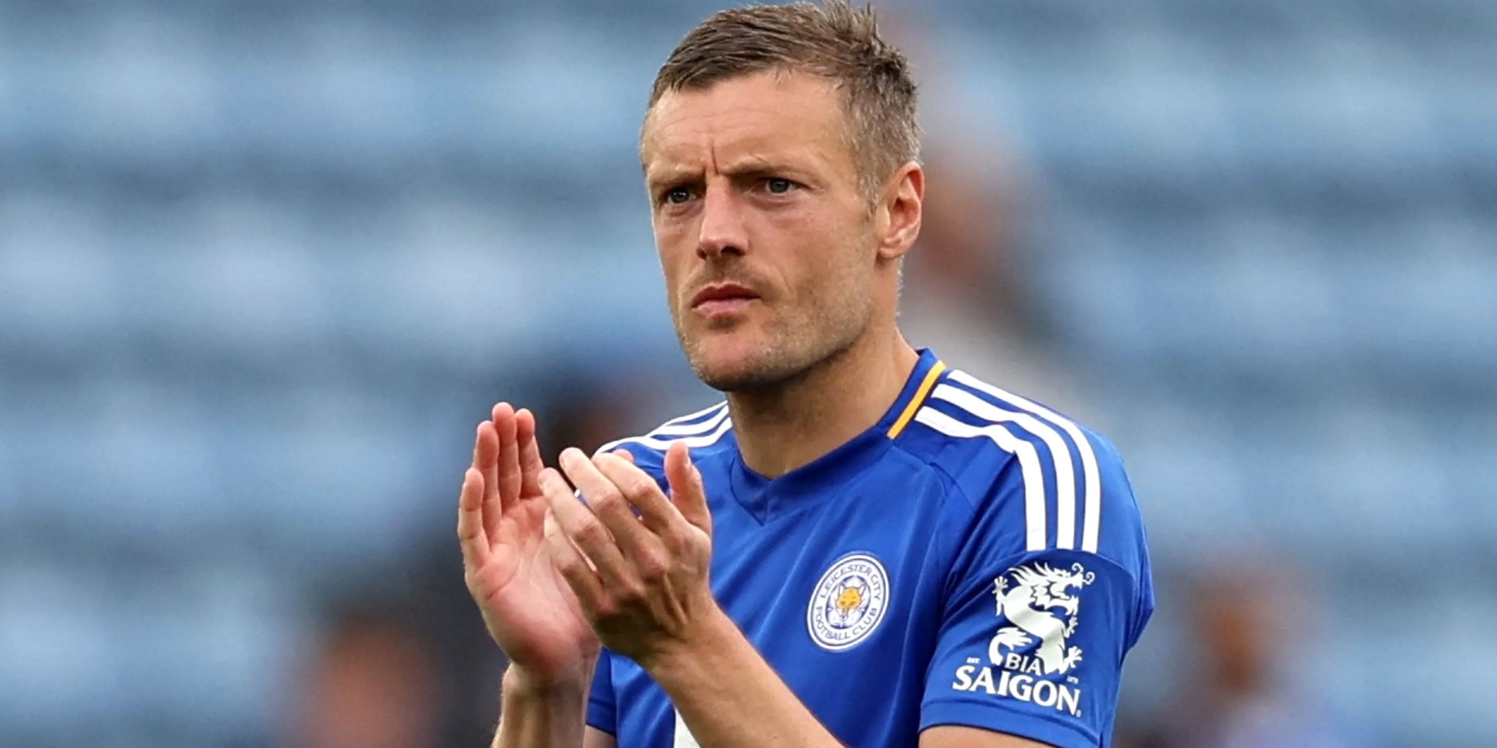 Jamie Vardy ăn mừng bàn thắng trong màu áo Leicester City