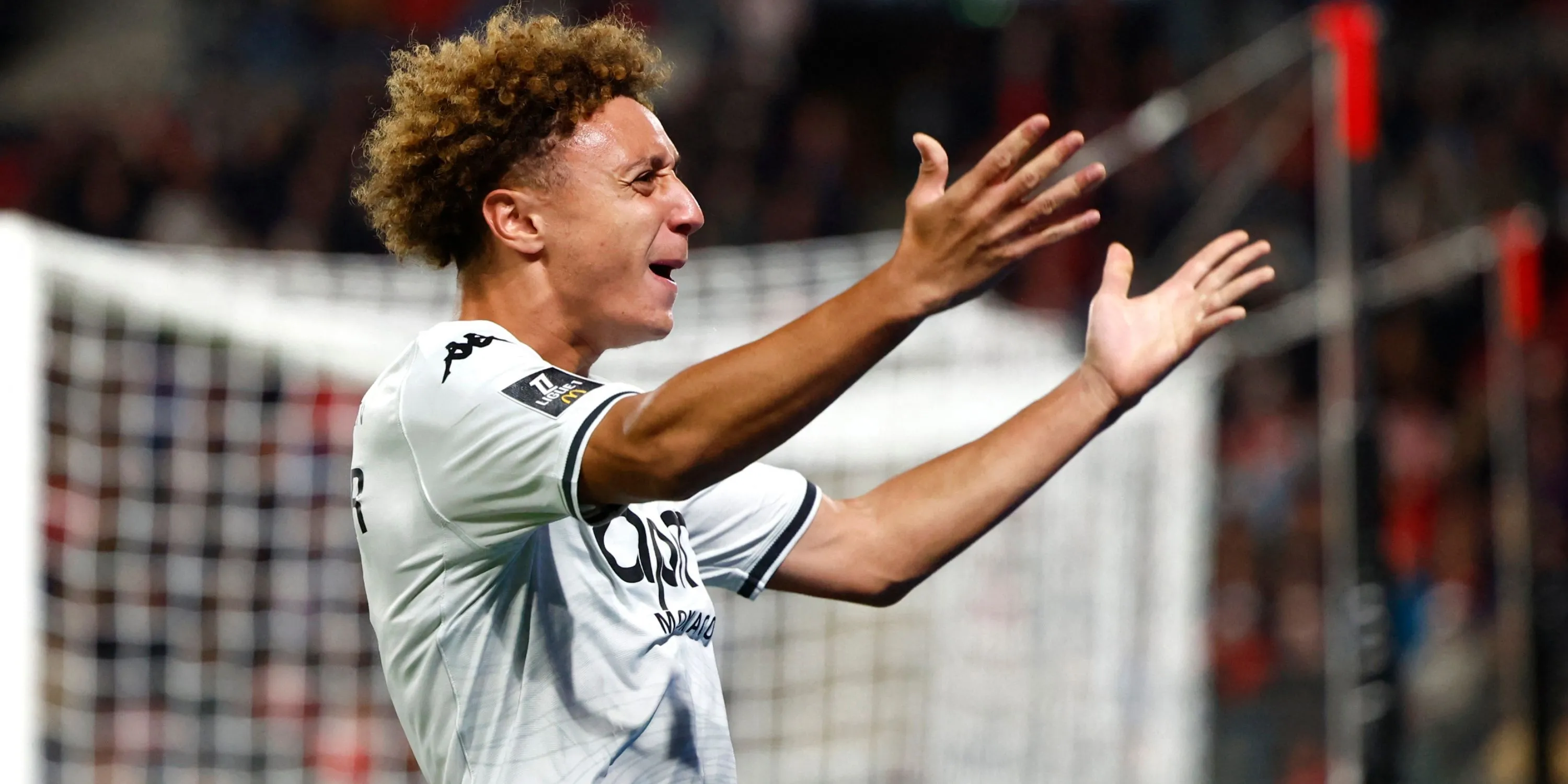 Tiền đạo Eliesse Ben Seghir thi đấu cho AS Monaco
