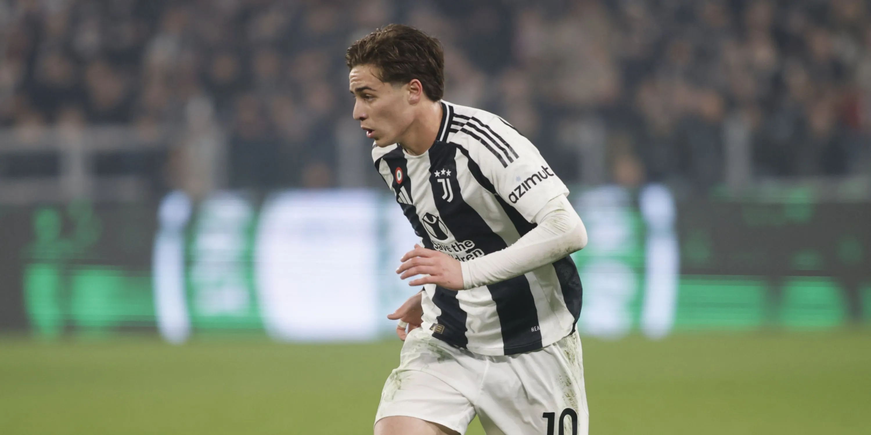 Tiền đạo Kenan Yildiz trong màu áo Juventus
