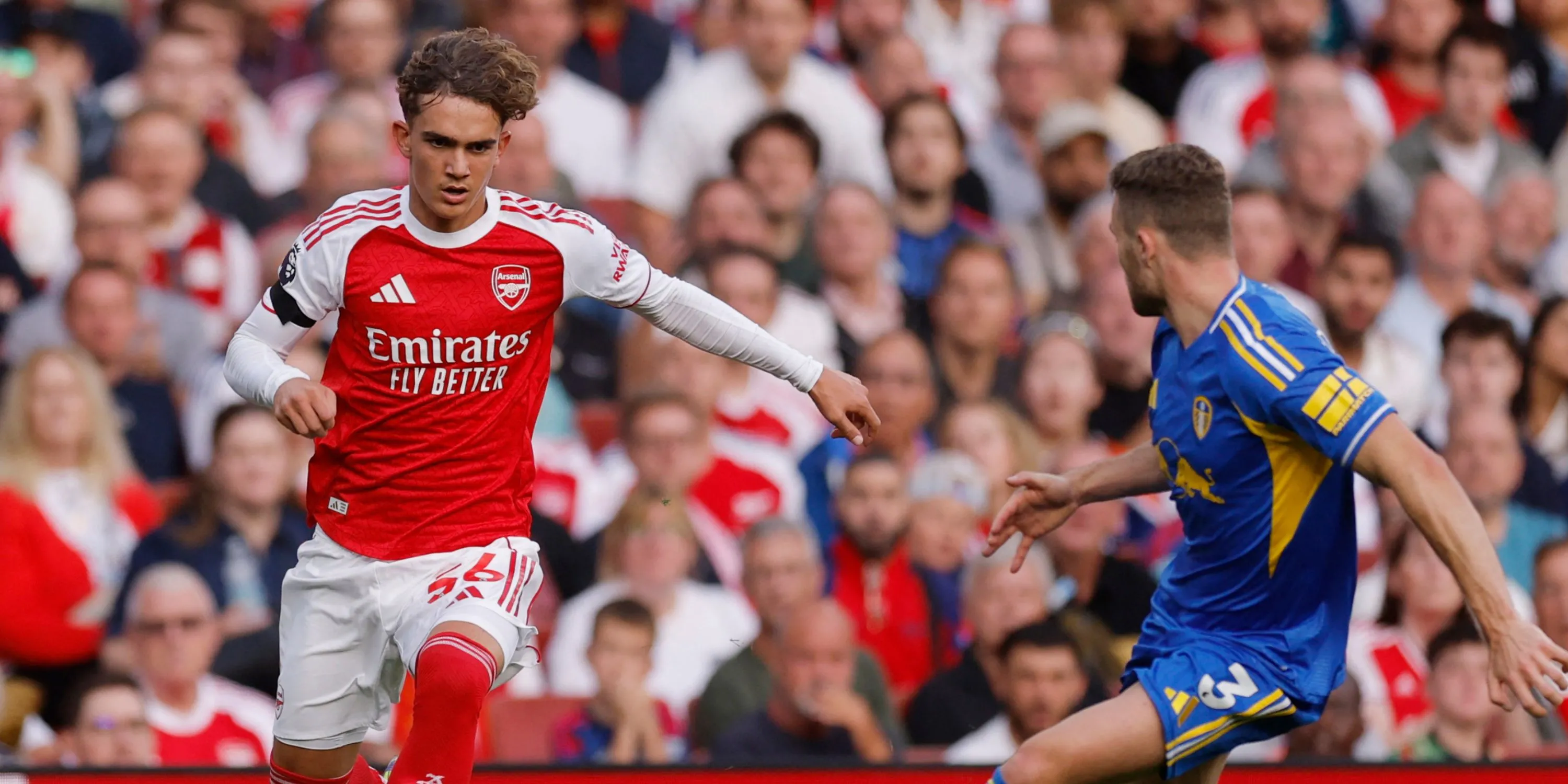 Tài năng trẻ Max Dowman của Arsenal thể hiện kỹ năng trong trận ra mắt Premier League.